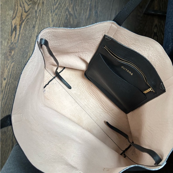 Cuyana Black Tote Bag - Picture 7 of 7